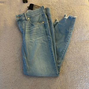 NWT Torrid size 10 bombshell skinny jeans